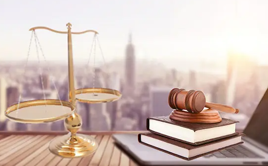 外賣小哥偷物資送心儀女孩,交往不成反被民警抓獲 外賣小哥偷物資送心儀女孩,交往不成反被民警抓獲