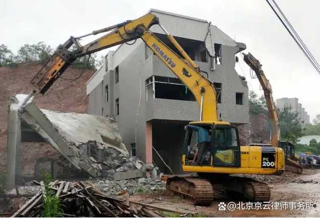 浙江省房屋拆遷案例：政府拆除違法建筑是否合法？當(dāng)事人又當(dāng)如何？