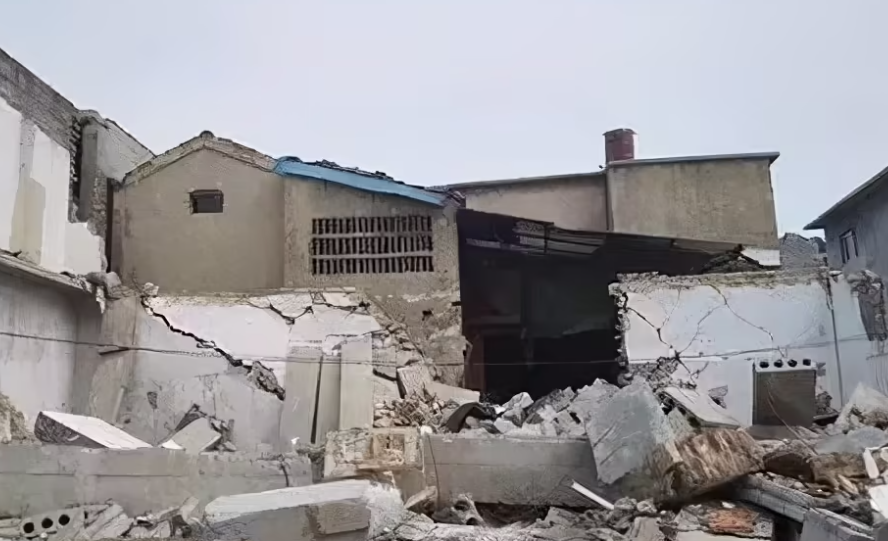 【京云拆遷律師】合法取得的宅基地，建房多年后，卻因為拆遷補償未達成一致，被當做違建強拆。