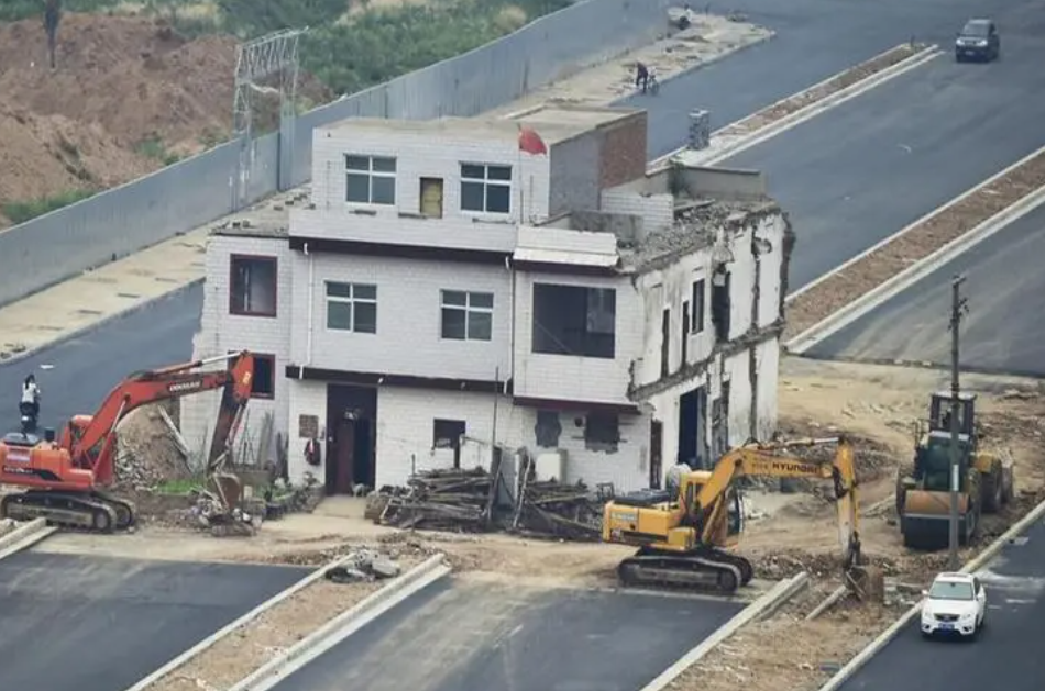 拆遷碰到釘子戶怎么辦？
