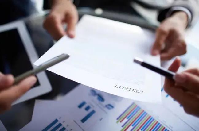 離婚協(xié)議一方不付撫養(yǎng)費，是否有效？能反悔，以法定義務主張對方給錢嗎？